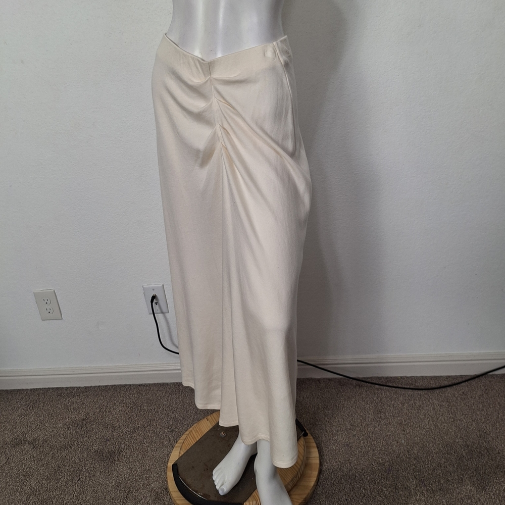 Massimo Dutti Cream Skirt - Picture 11 of 14